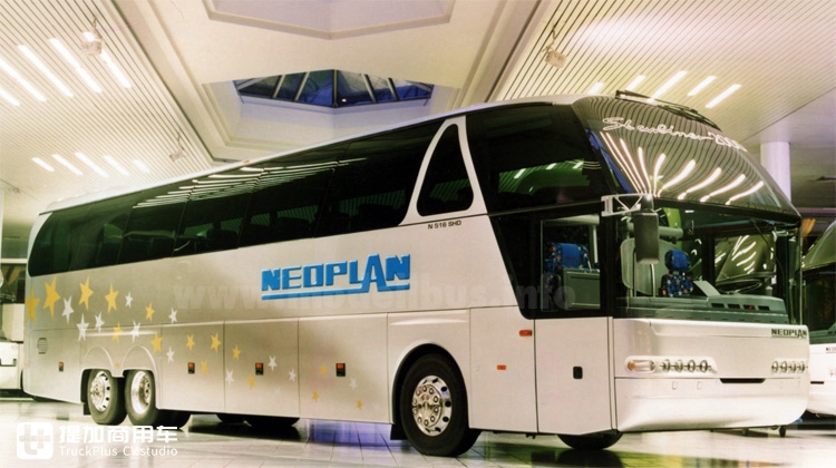 青年尼奥普兰jnp6127高端大巴的前世今生,关于原型车starliner n516的
