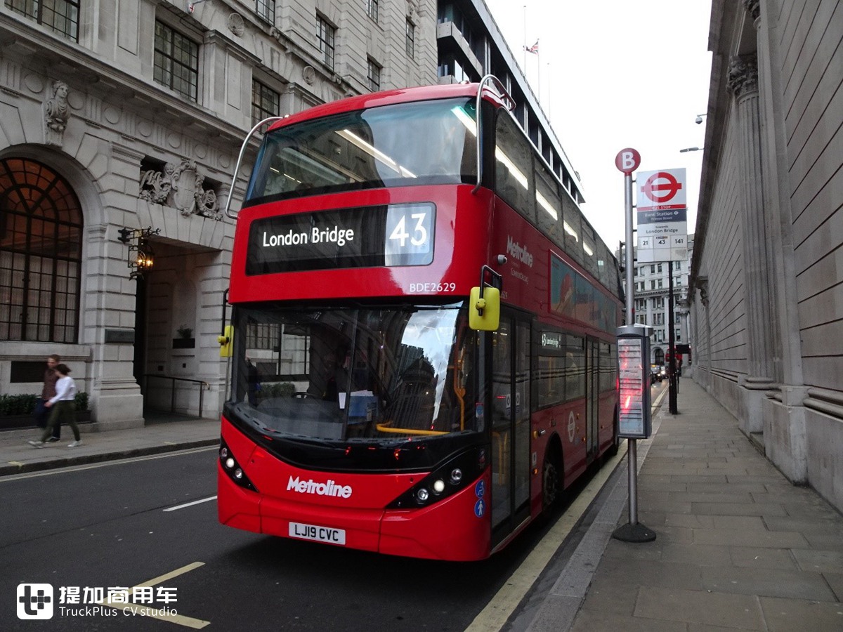英国伦敦街头体验比亚迪电动公交深为中国客车品牌的强大点赞