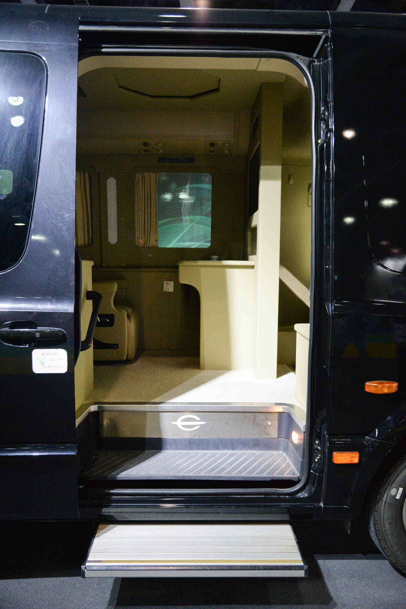 专为Boss级别的人士打造的高端商务中巴？长江E-Boss电动豪华中巴实拍 - 第5张