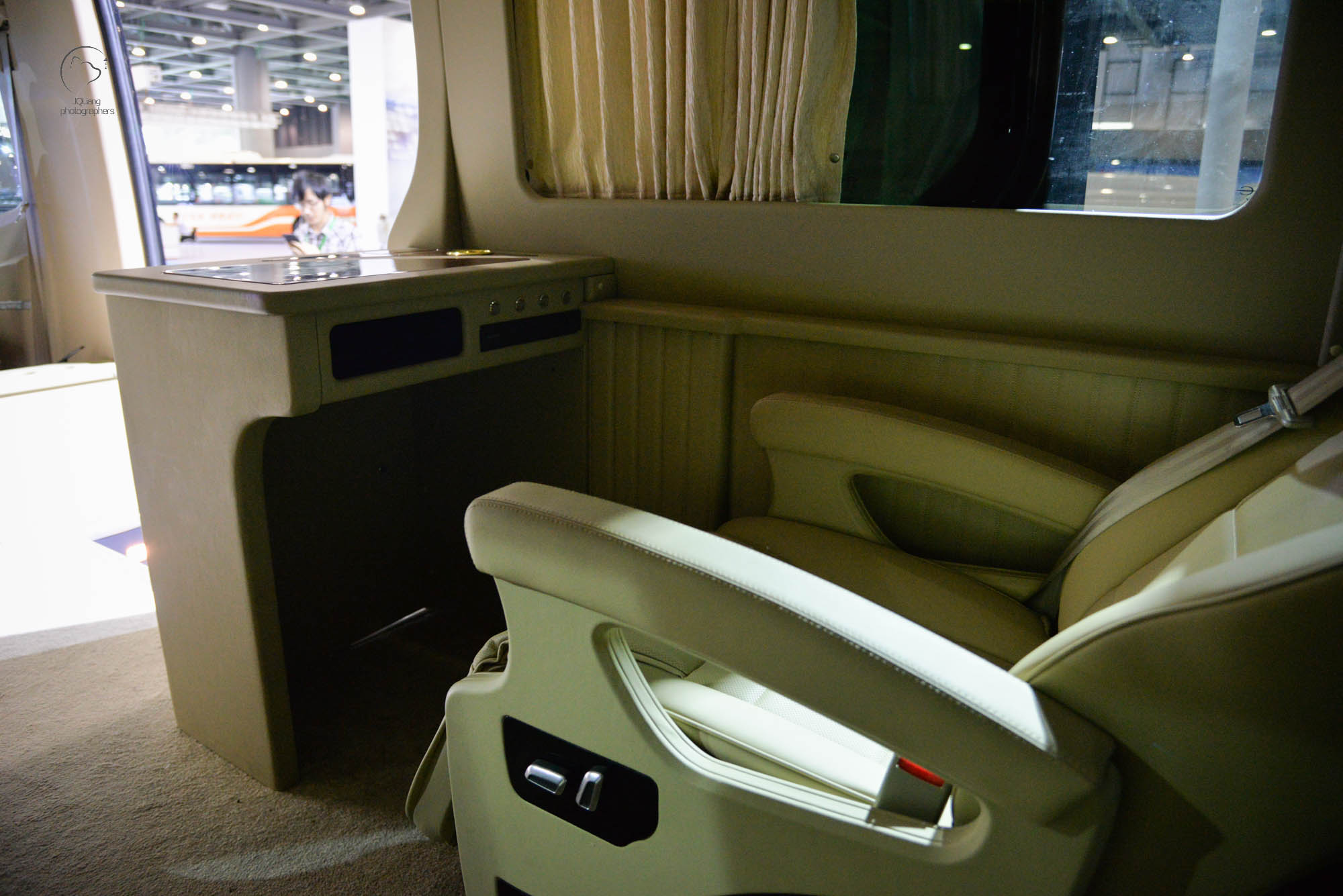 专为Boss级别的人士打造的高端商务中巴？长江E-Boss电动豪华中巴实拍 - 第9张