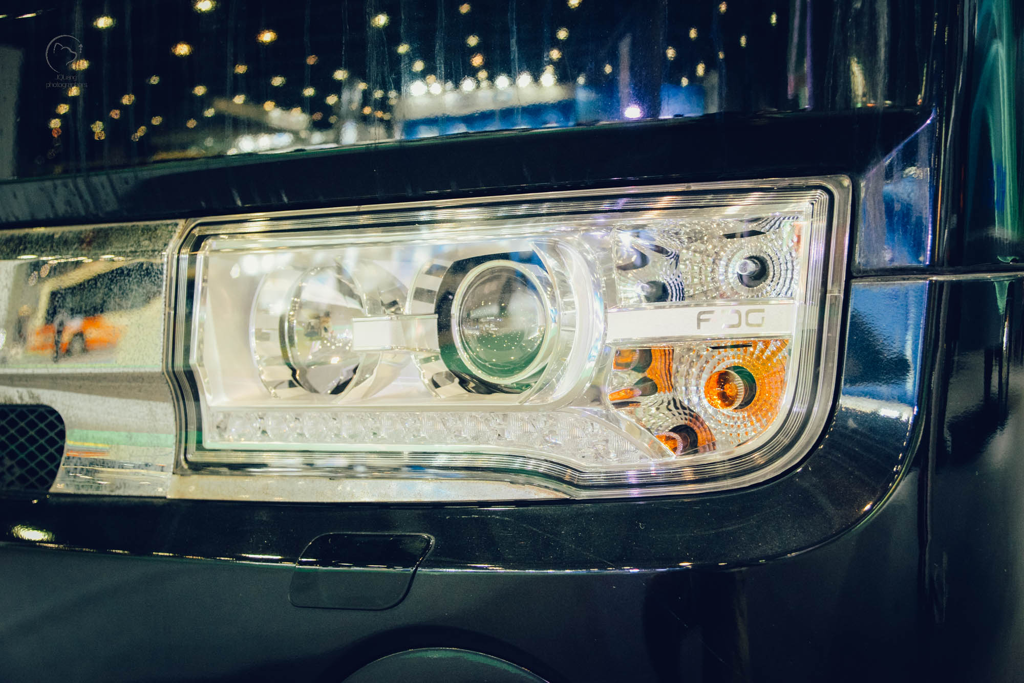 专为Boss级别的人士打造的高端商务中巴?长江E-Boss电动豪华中巴实拍 - 第2张 - 提加商用车网 专为Boss级别的人士打造的高端商务中巴?长江E-Boss电动豪华中巴实拍 - 第2张