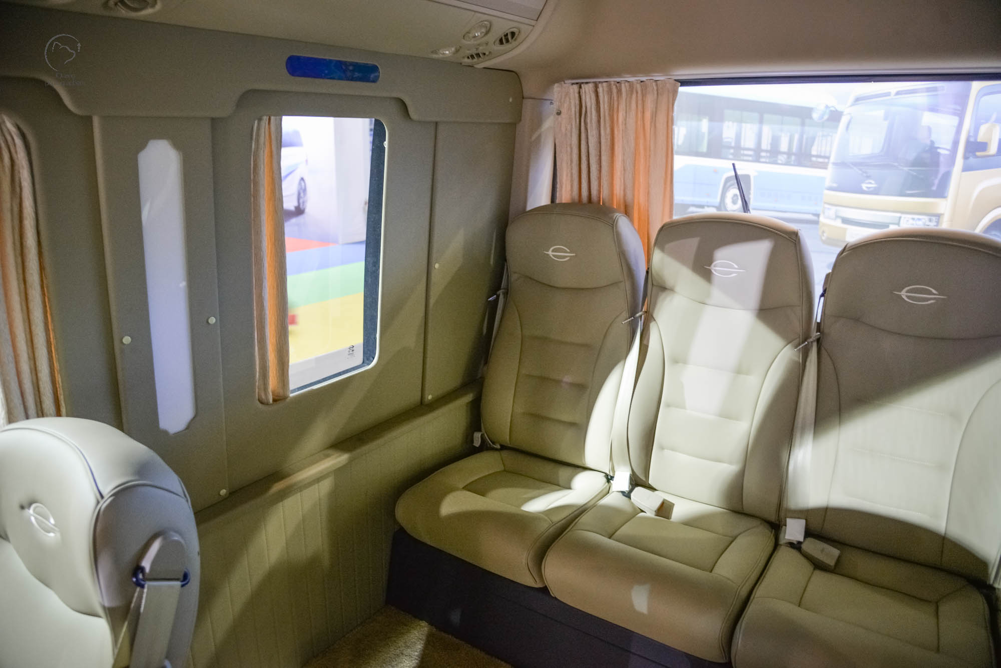 专为Boss级别的人士打造的高端商务中巴？长江E-Boss电动豪华中巴实拍 - 第12张