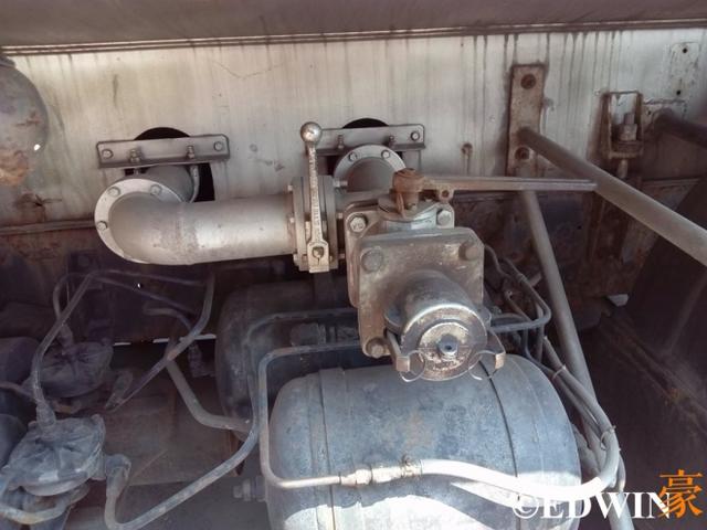 又一台 20多年的日野GN右舵油罐卡车仍在服役 - 第42张 - 提加商用车网 又一台 20多年的日野GN右舵油罐卡车仍在服役 - 第42张