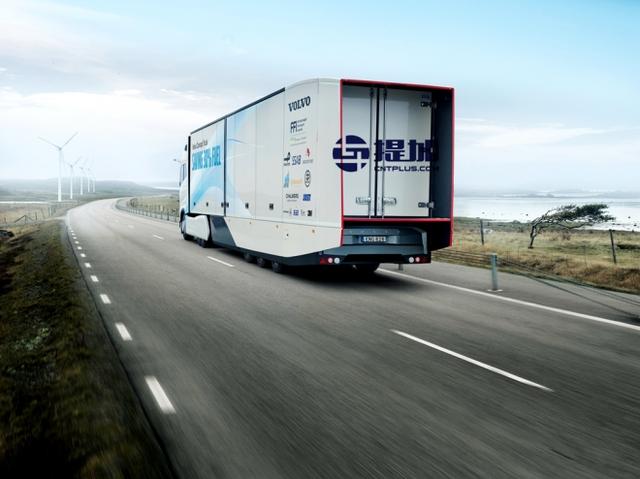 更符合空气动力学  沃尔沃全新概念卡车曝光 - 第3张 - 提加商用车网 更符合空气动力学  沃尔沃全新概念卡车曝光 - 第3张