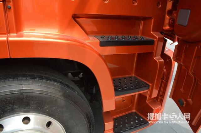 欧洲范+刹车制动配置较高 东风天龙旗舰4X2高端车型图解 - 第13张 - 提加商用车网 欧洲范+刹车制动配置较高 东风天龙旗舰4X2高端车型图解 - 第13张