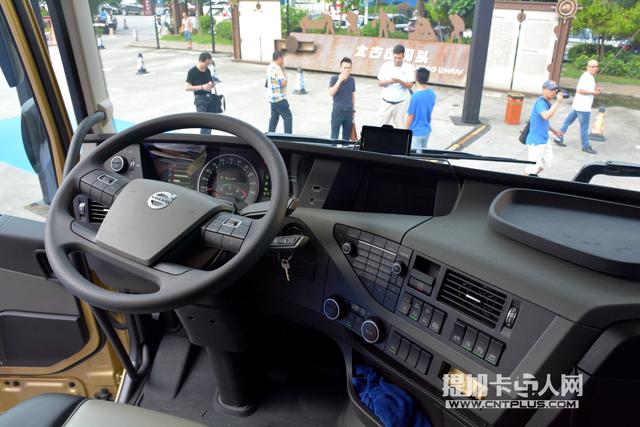 世界第一安全是什么程度?沃尔沃最新款FH牵引车图解 - 第8张 - 提加商用车网 世界第一安全是什么程度?沃尔沃最新款FH牵引车图解 - 第8张