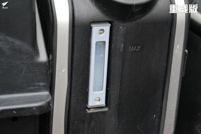 底盘配置差异大 两款同外观徐工汉风牵引车对比评测 - 第12张 - 提加商用车网 底盘配置差异大 两款同外观徐工汉风牵引车对比评测 - 第12张