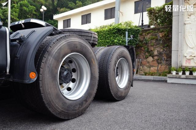 底盘配置差异大 两款同外观徐工汉风牵引车对比评测 - 第15张 - 提加商用车网 底盘配置差异大 两款同外观徐工汉风牵引车对比评测 - 第15张