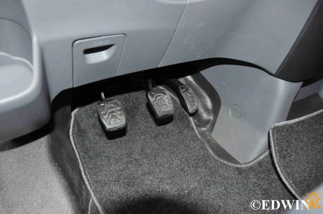 还是国内特供版?福特换代新全顺实拍 - 第22张 - 提加商用车网 还是国内特供版?福特换代新全顺实拍 - 第22张