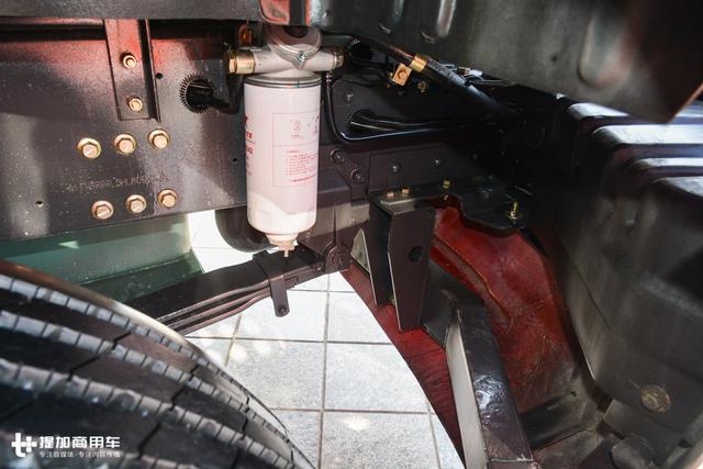 420马力锡柴发动机+免维护车桥+车载冰箱,解放安捷长头卡车图解 - 第4张 - 提加商用车网 420马力锡柴发动机+免维护车桥+车载冰箱,解放安捷长头卡车图解 - 第4张