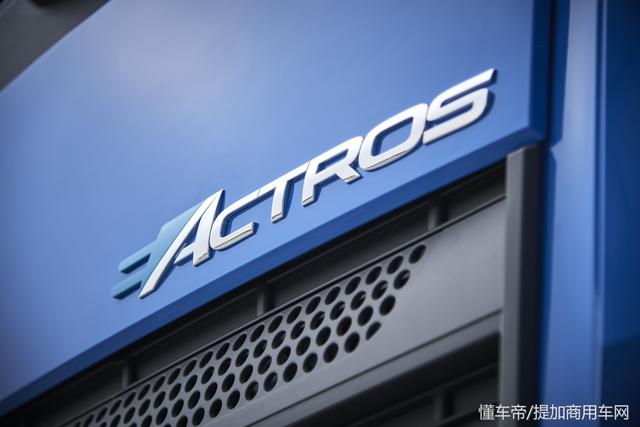 国产电动卡车弯道超车成功？奔驰路试电动重卡续航只有200公里 - 第3张