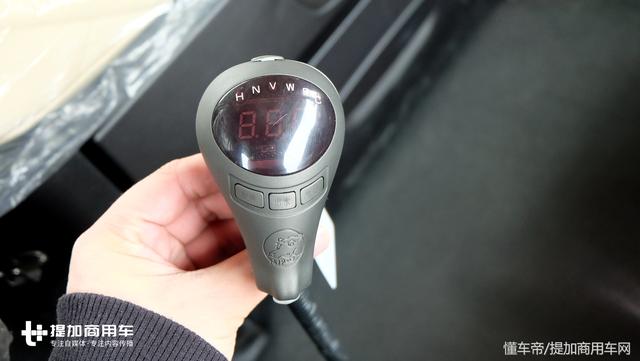 国产高端重卡配置新高峰被刷新,陕汽最新一代重卡加入电子手刹 - 第12张 - 提加商用车网 国产高端重卡配置新高峰被刷新,陕汽最新一代重卡加入电子手刹 - 第12张