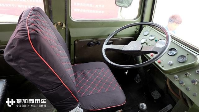 第一代国产越野军车,陕汽就是靠它起家的,延安SX250军车实拍 - 第13张 - 提加商用车网 第一代国产越野军车,陕汽就是靠它起家的,延安SX250军车实拍 - 第13张
