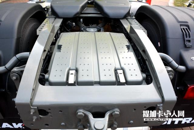 国产卡车终于站起来了?中国重汽第一代智能卡车实拍评测 - 第20张 - 提加商用车网 国产卡车终于站起来了?中国重汽第一代智能卡车实拍评测 - 第20张