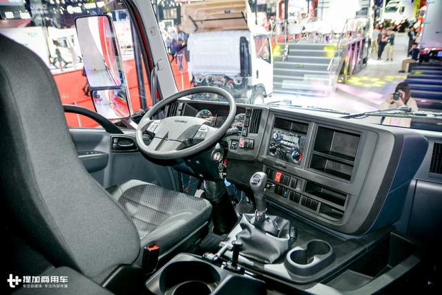 诚意呢？40多万的庆铃新款巨咖重卡，车钥匙还不如面包车的 - 第16张