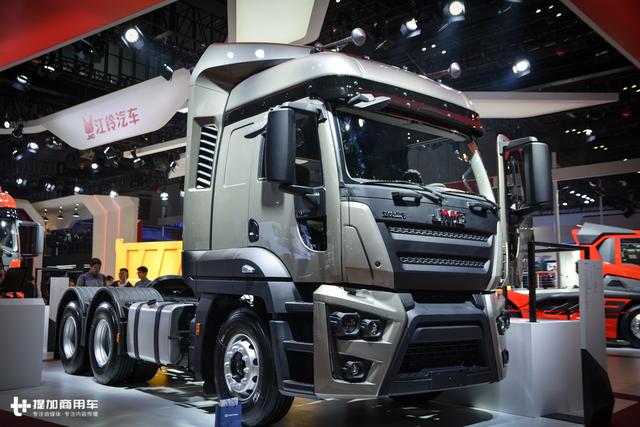 普遍存漏水隐患,这些“高端”的国产重卡,竟连天窗都没有做好? - 第12张 - 提加商用车网 普遍存漏水隐患,这些“高端”的国产重卡,竟连天窗都没有做好? - 第12张