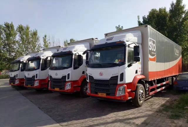 油耗比进口车还低？柳汽乘龙卡车在国内快递行业热销 - 第2张