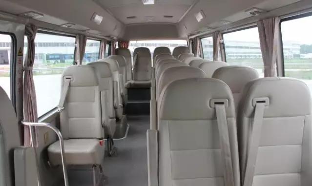 江铃也有一款“考斯特“?江铃晶马新款福尊中巴客车详解 - 第5张 - 提加商用车网 江铃也有一款“考斯特“?江铃晶马新款福尊中巴客车详解 - 第5张