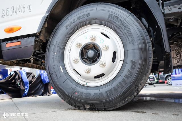 看到配置怕买不起,帅铃轻卡配自动大灯和倒车雷达 - 第16张 - 提加商用车网 看到配置怕买不起,帅铃轻卡配自动大灯和倒车雷达 - 第16张