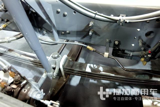 620马力,自动挡,这款前四后八的卡车底盘售价140万起? - 第15张 - 提加商用车网 620马力,自动挡,这款前四后八的卡车底盘售价140万起? - 第15张