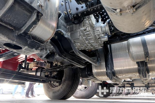 发动机B10寿命达200万公里？陕汽康明斯财富版重卡山东上市 - 第4张