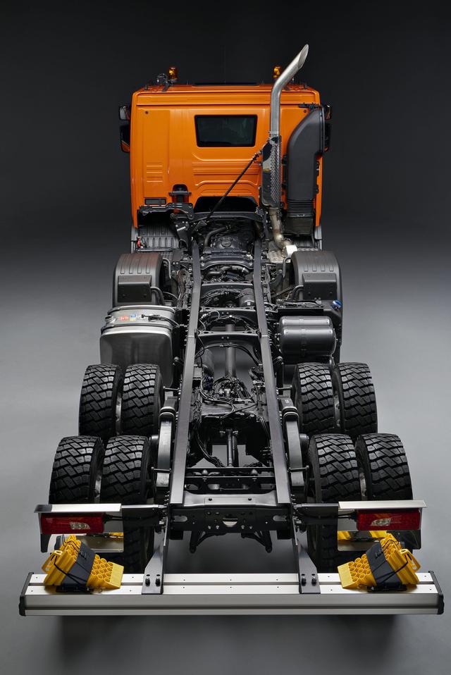 最大标载210吨,还标配电子手刹,斯堪尼亚推出全新XT工程车 - 第33张 - 提加商用车网 最大标载210吨,还标配电子手刹,斯堪尼亚推出全新XT工程车 - 第33张