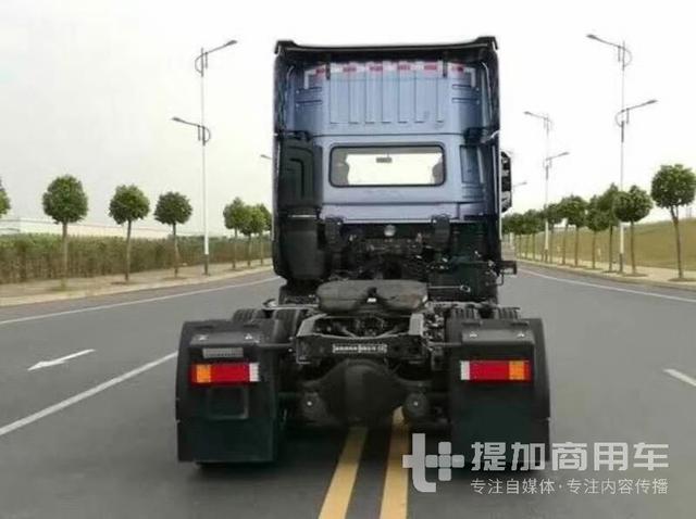 新改款东风天龙重卡来了,前脸造型首曝光,设计美感直追天龙旗舰 - 第4张 - 提加商用车网 新改款东风天龙重卡来了,前脸造型首曝光,设计美感直追天龙旗舰 - 第4张