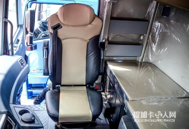 配置刷新您对国产重卡的认知 徐工漢風旗舰重卡G900全评测