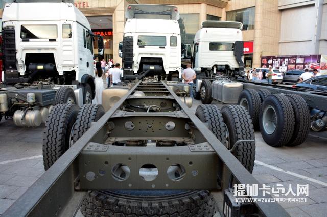 要成为中卡市场的明星车型？重汽T5G载货车底盘图解 - 第13张