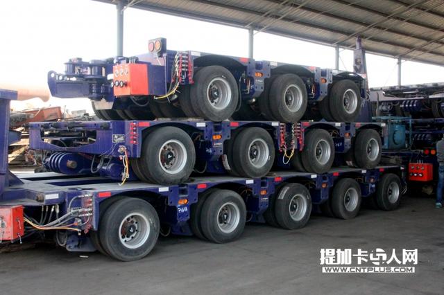 有300万一台的卡车 这家货运公司就是一个中外卡车博物馆