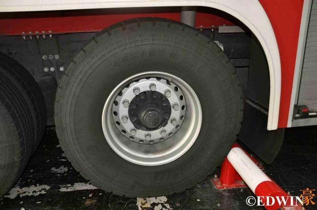 救援高度国内第一?价值2400万的救援卡车实拍 - 第12张 - 提加商用车网 救援高度国内第一?价值2400万的救援卡车实拍 - 第12张