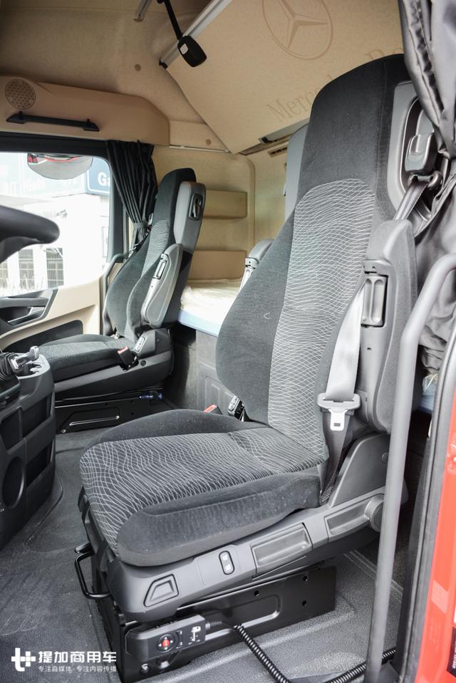 国产卡车模仿进口卡车,为啥总是差了大半截?奔驰新Actros告诉您 - 第23张 - 提加商用车网 国产卡车模仿进口卡车,为啥总是差了大半截?奔驰新Actros告诉您 - 第23张