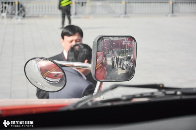 420马力锡柴发动机+免维护车桥+车载冰箱,解放安捷长头卡车图解 - 第7张 - 提加商用车网 420马力锡柴发动机+免维护车桥+车载冰箱,解放安捷长头卡车图解 - 第7张