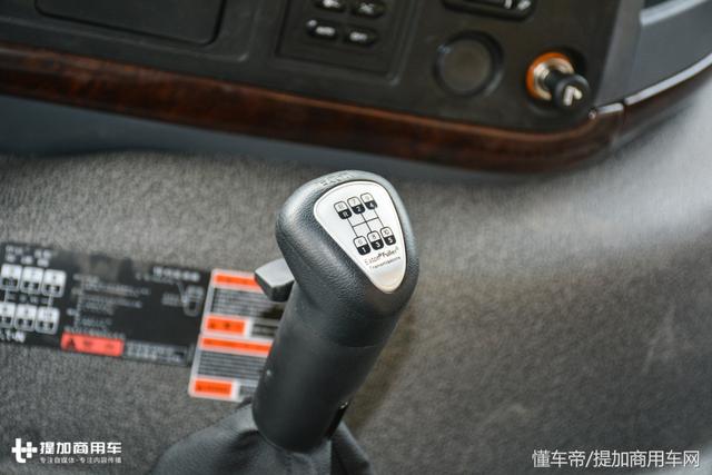 开在路上大卡车都怕它?带您见识下自重30吨的陕汽自卸车巨无霸 - 第15张 - 提加商用车网 开在路上大卡车都怕它?带您见识下自重30吨的陕汽自卸车巨无霸 - 第15张