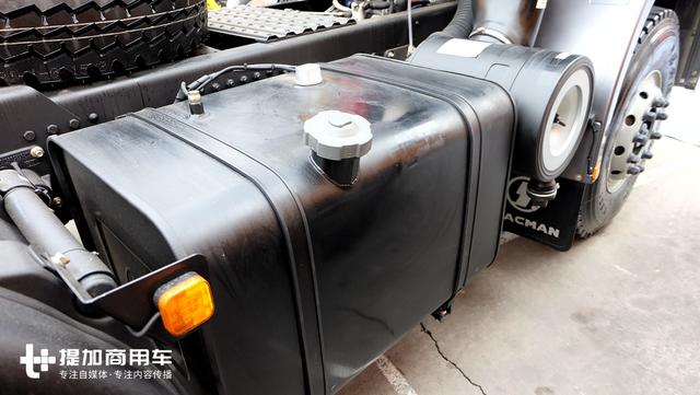 快来围观,陕汽出口到亚非拉的重卡,国三排放,还是上一代车型 - 第11张 - 提加商用车网 快来围观,陕汽出口到亚非拉的重卡,国三排放,还是上一代车型 - 第11张