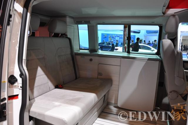 7座车型竟然有房车的豪华配置 大众T6野营车实拍评测 - 第36张 - 提加商用车网 7座车型竟然有房车的豪华配置 大众T6野营车实拍评测 - 第36张