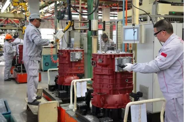 去年销量过万 东风天龙重卡未来将主推自产变速箱 - 第3张 - 提加商用车网 去年销量过万 东风天龙重卡未来将主推自产变速箱 - 第3张