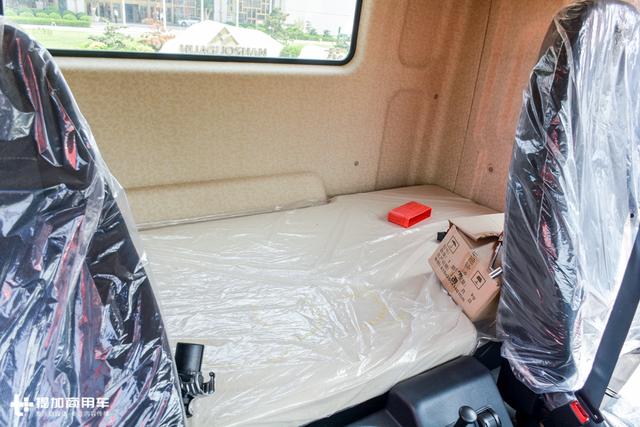 外观改款,配置向X3000看齐,陕汽新M3000牵引车图解 - 第8张 - 提加商用车网 外观改款,配置向X3000看齐,陕汽新M3000牵引车图解 - 第8张