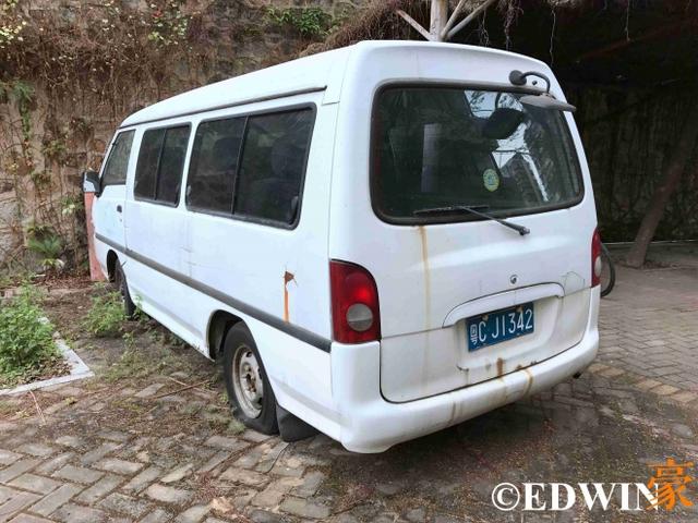 曾是金杯最强对手？已没落的韩国现代H100面包车实拍 - 第12张