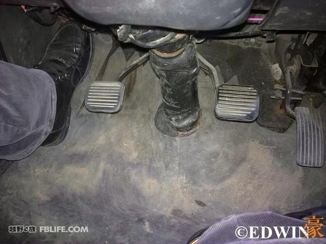 曾是金杯最强对手？已没落的韩国现代H100面包车实拍 - 第22张