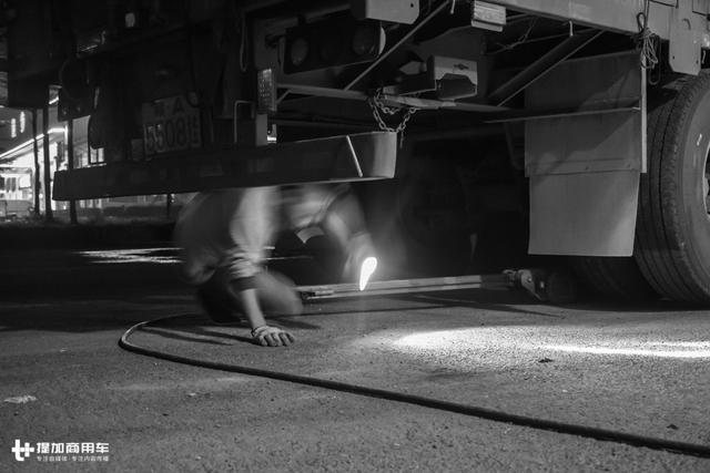 夫妻车真的辛苦吗？16小时真实记录德龙X3000货运生活 - 第2张