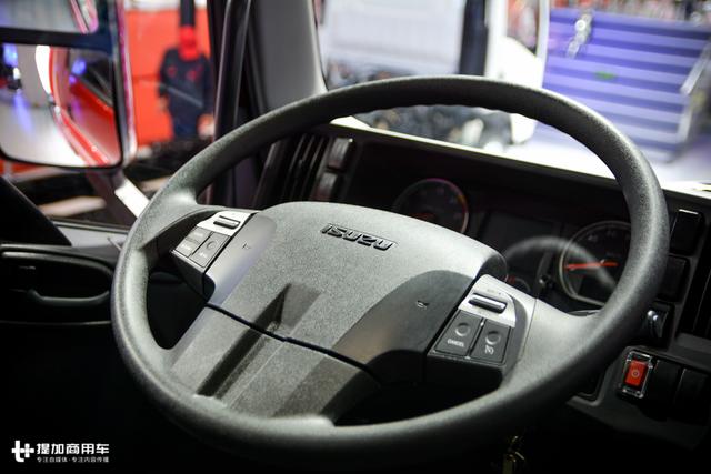 诚意呢？40多万的庆铃新款巨咖重卡，车钥匙还不如面包车的 - 第18张