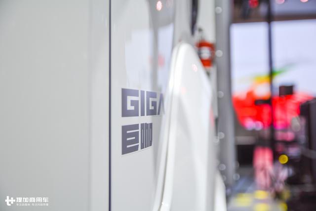 庆铃引进了最帅的五十铃新款重卡,可惜内饰配置太低不够厚道 - 第24张 - 提加商用车网 庆铃引进了最帅的五十铃新款重卡,可惜内饰配置太低不够厚道 - 第24张