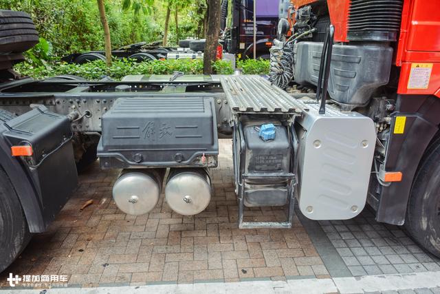 开空调不烧油,还有座椅通风,解放新J6南方版重卡详解 - 第30张 - 提加商用车网 开空调不烧油,还有座椅通风,解放新J6南方版重卡详解 - 第30张