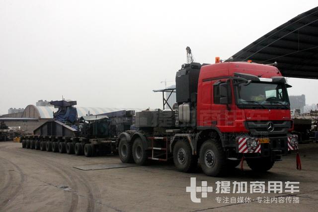 奔驰卡车价值几百万?别听忽悠,带您逛逛奔驰卡车4S店一探究竟 - 第13张 - 提加商用车网 奔驰卡车价值几百万?别听忽悠,带您逛逛奔驰卡车4S店一探究竟 - 第13张