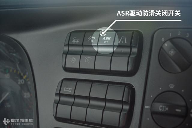 许多功能国产卡车现在都没有？这款奔驰9年前的重卡车型依然领先 - 第21张