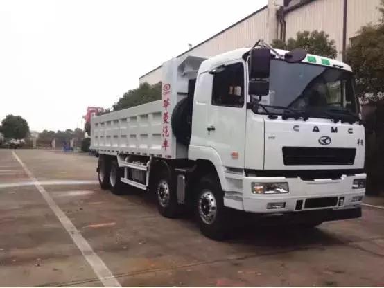 汉马发动机+法士特变速箱,华菱推出轻量化的前四后八自卸车 - 第1张 - 提加商用车网 汉马发动机+法士特变速箱,华菱推出轻量化的前四后八自卸车 - 第1张