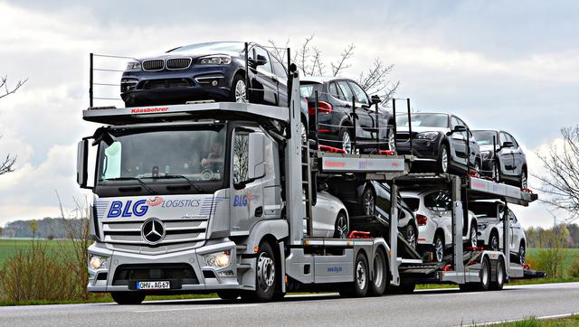 4米宽30米长轿运车退出舞台,中置轴轿运车时代将正式来临 - 第1张 - 提加商用车网 4米宽30米长轿运车退出舞台,中置轴轿运车时代将正式来临 - 第1张