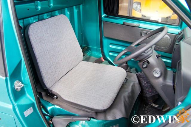 载重仅300斤,但配置豪华还中置后驱,单排单座的货车您见过吗? - 第22张 - 提加商用车网 载重仅300斤,但配置豪华还中置后驱,单排单座的货车您见过吗? - 第22张