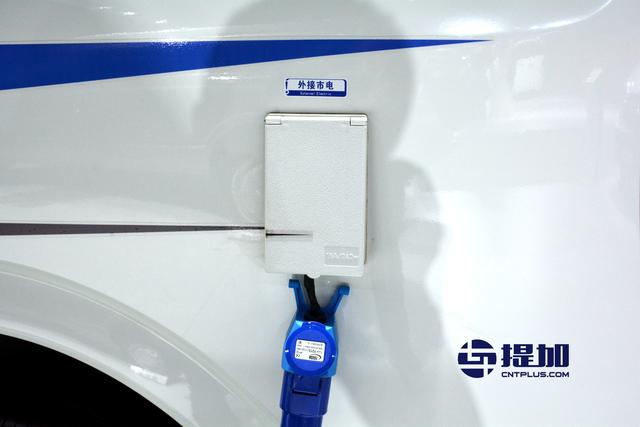 有厨房、卫生间 上汽大通这款高配房车竟然不到40万 - 第18张